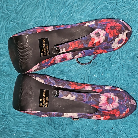 Qupid Floral Strappy Stilettos Size 8.5 - Picture 6 of 7